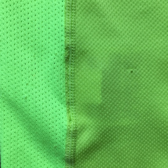 Nike shirt reflective running work out - Picture 4 of 4